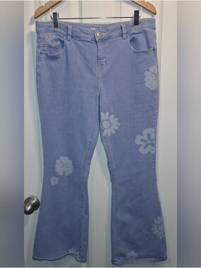 Thereabouts Light Wash Floral Print Flared Jeans Size 20.5